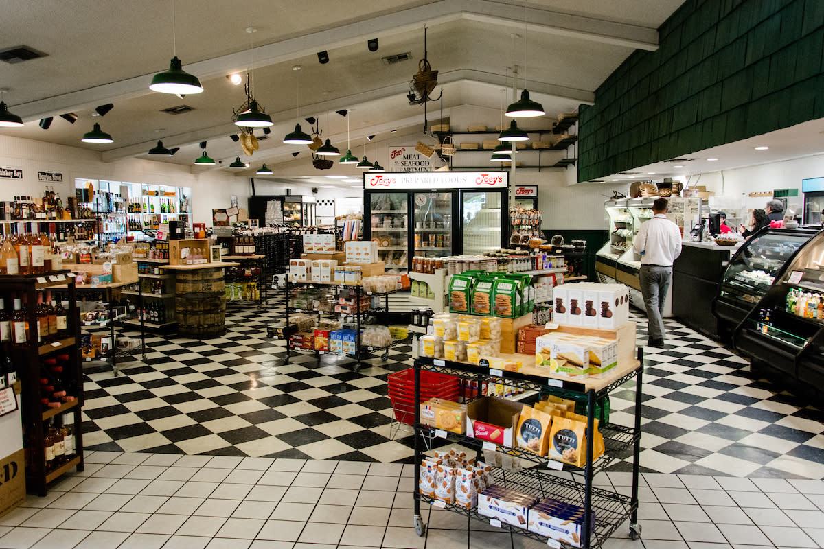 Joey's Interior