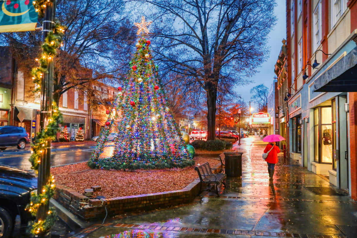 Downtown Christmas Tree