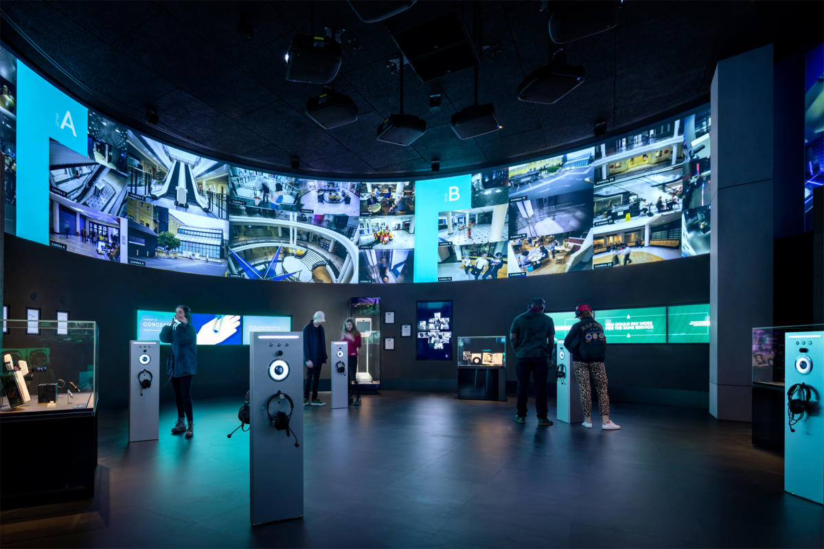 spyscape, interior