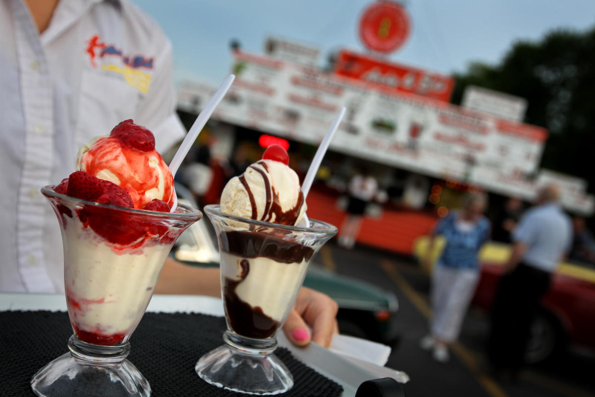 Sundaes at Ardy & Ed's Drive-In