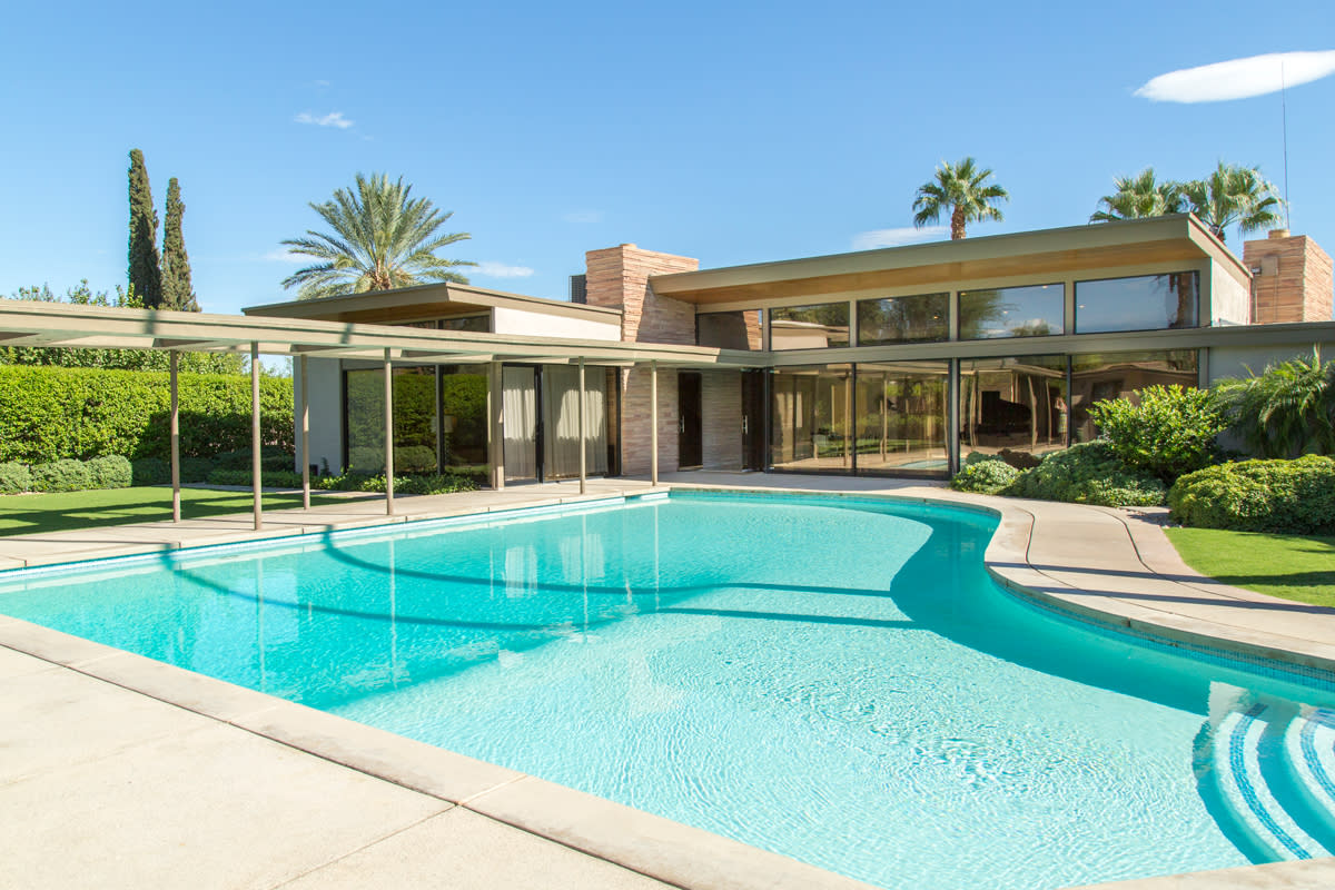 sinatra twin palms estate palm springs