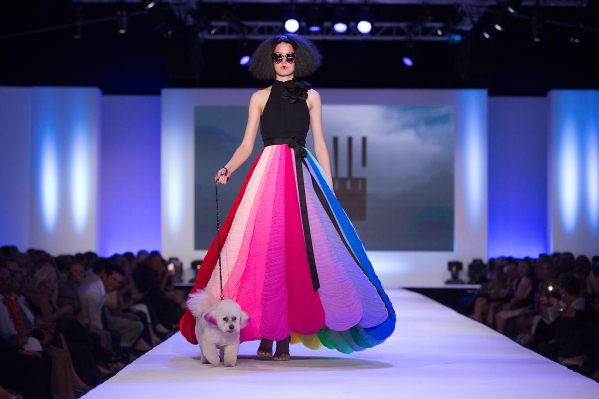 Fashion Week El Paseo 2022