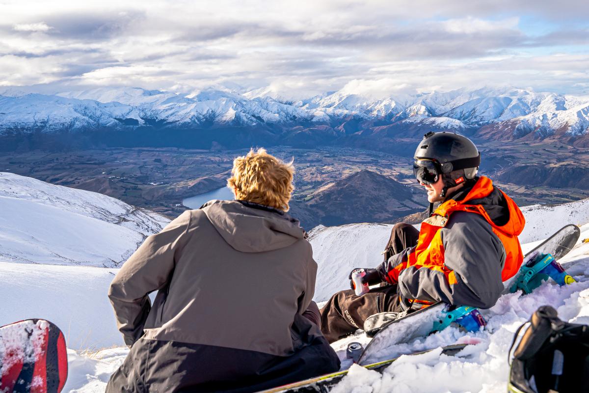 On mountain apres ski at The Remarkables