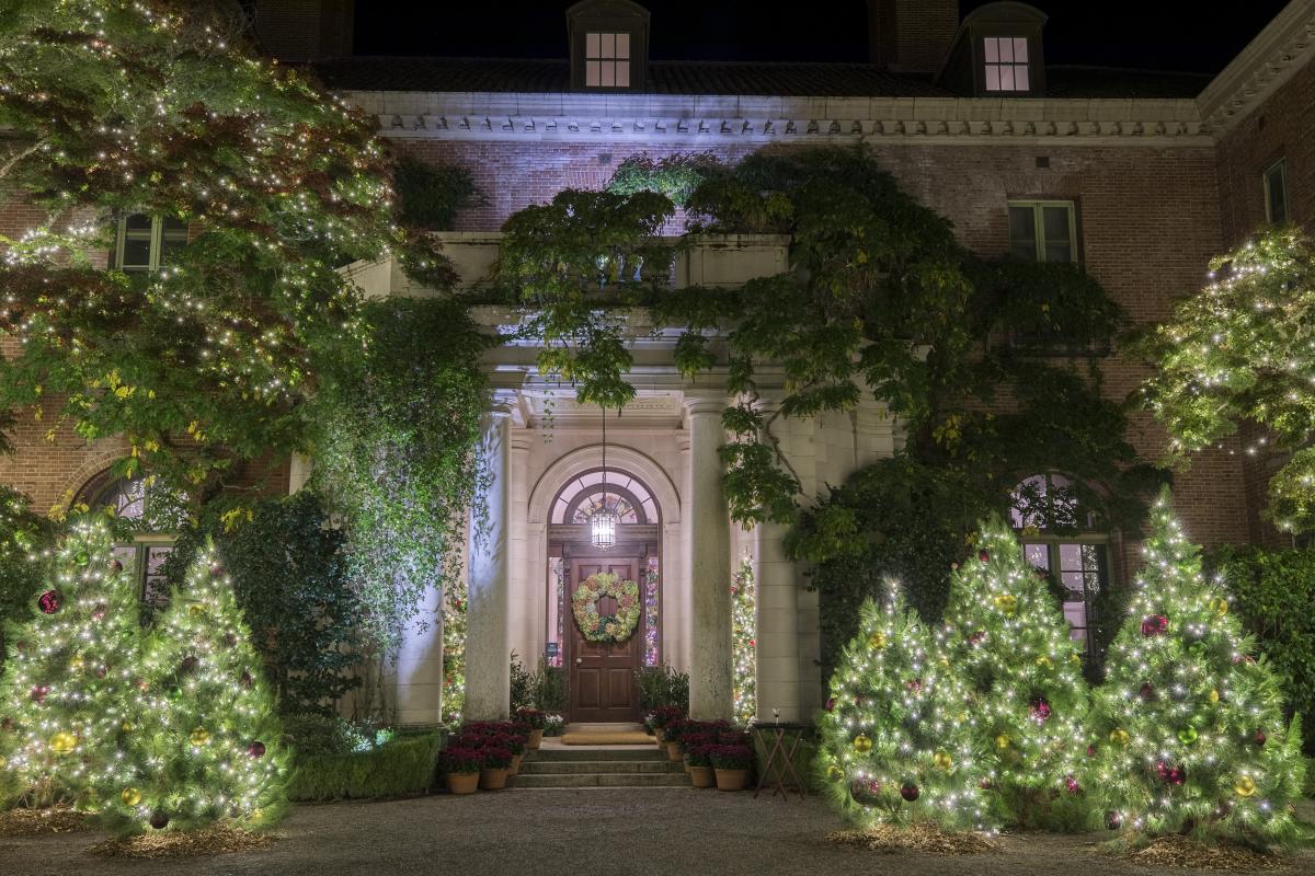The exterior of the Filoli Historic House & Gardens decorated for Christmas in Woodside, CA.