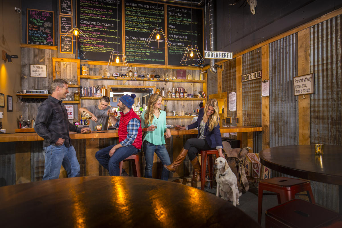 Diners enjoy libations and Steamboat Whiskey Company