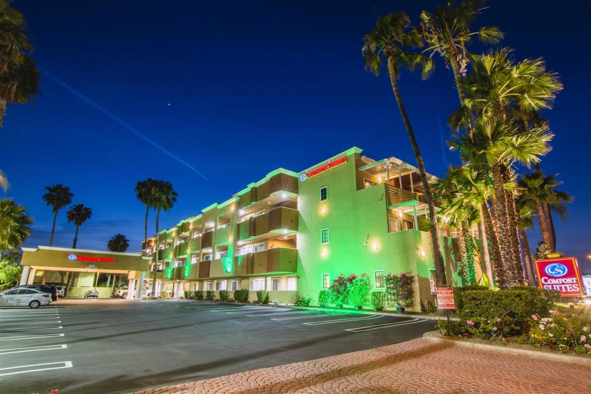 Huntington Beach Inns Motels