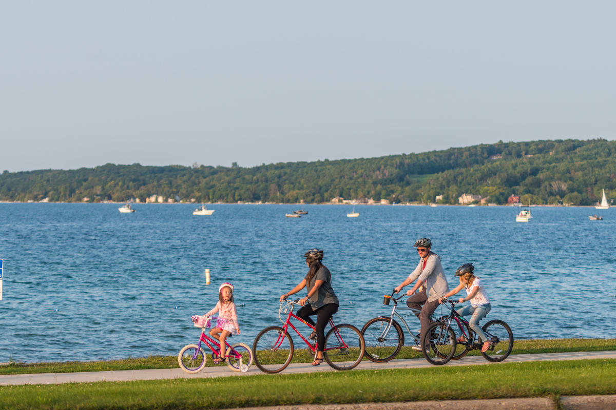 Family Biking along the Tart Trail