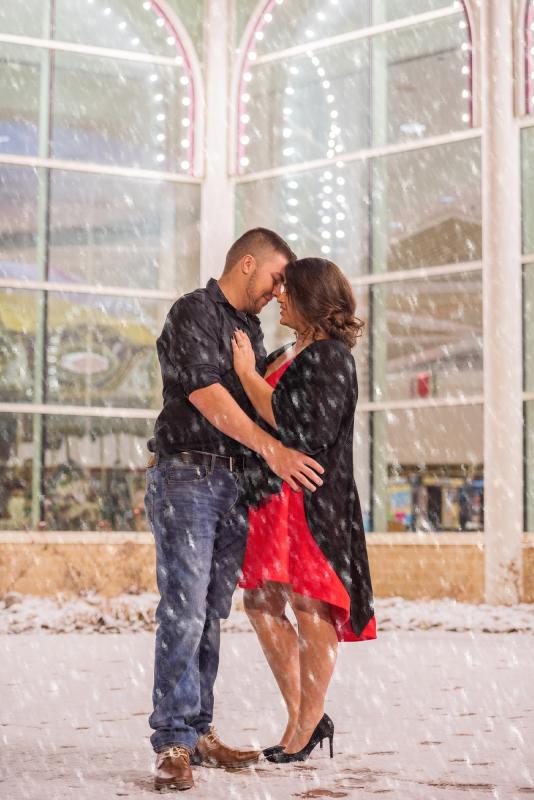 Proposal Couple Winter Lights GT Mall