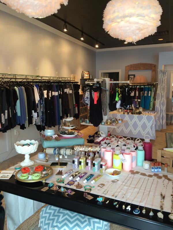 Idlehour boutique shopping