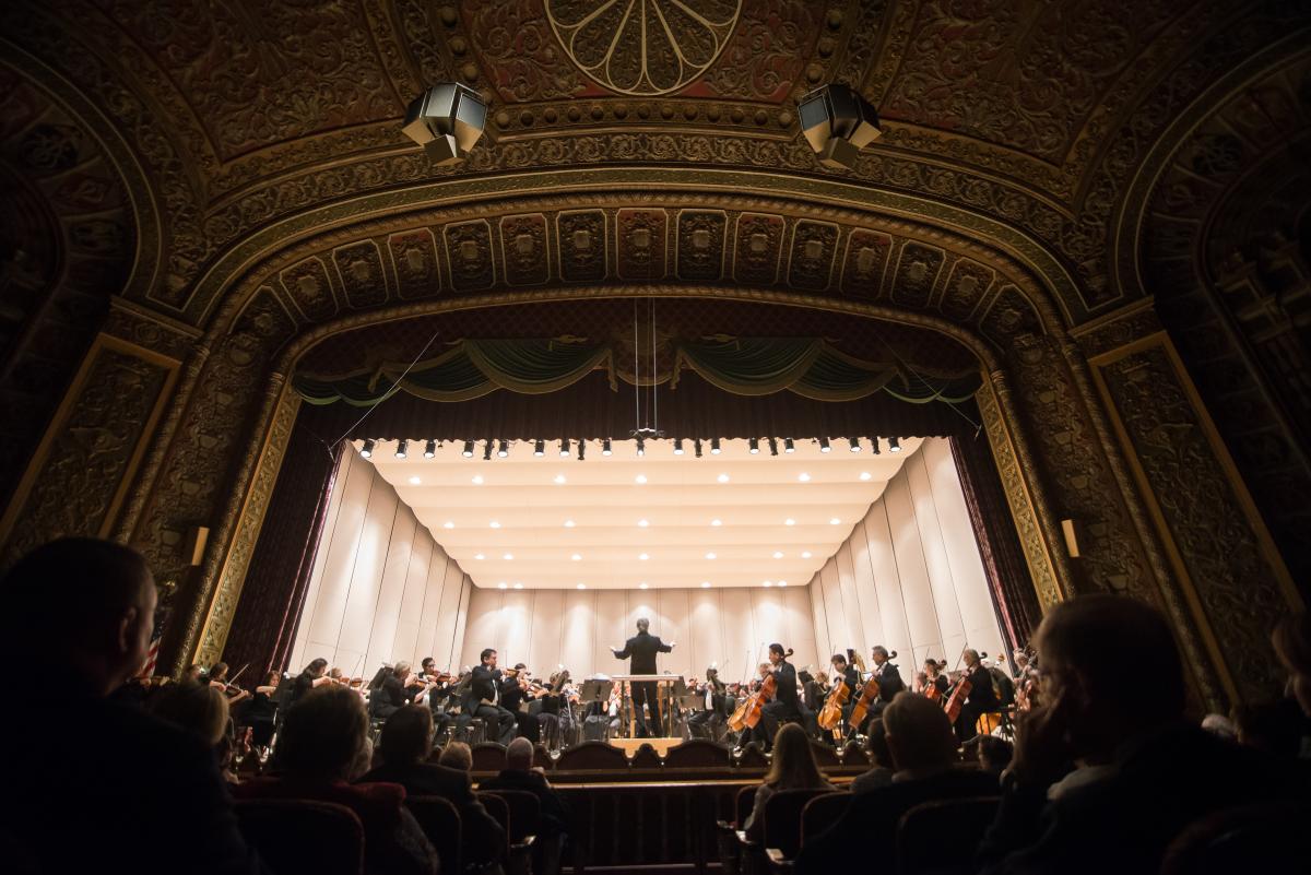 Fort Wayne Philharmonic in concert at Embassy Theatre