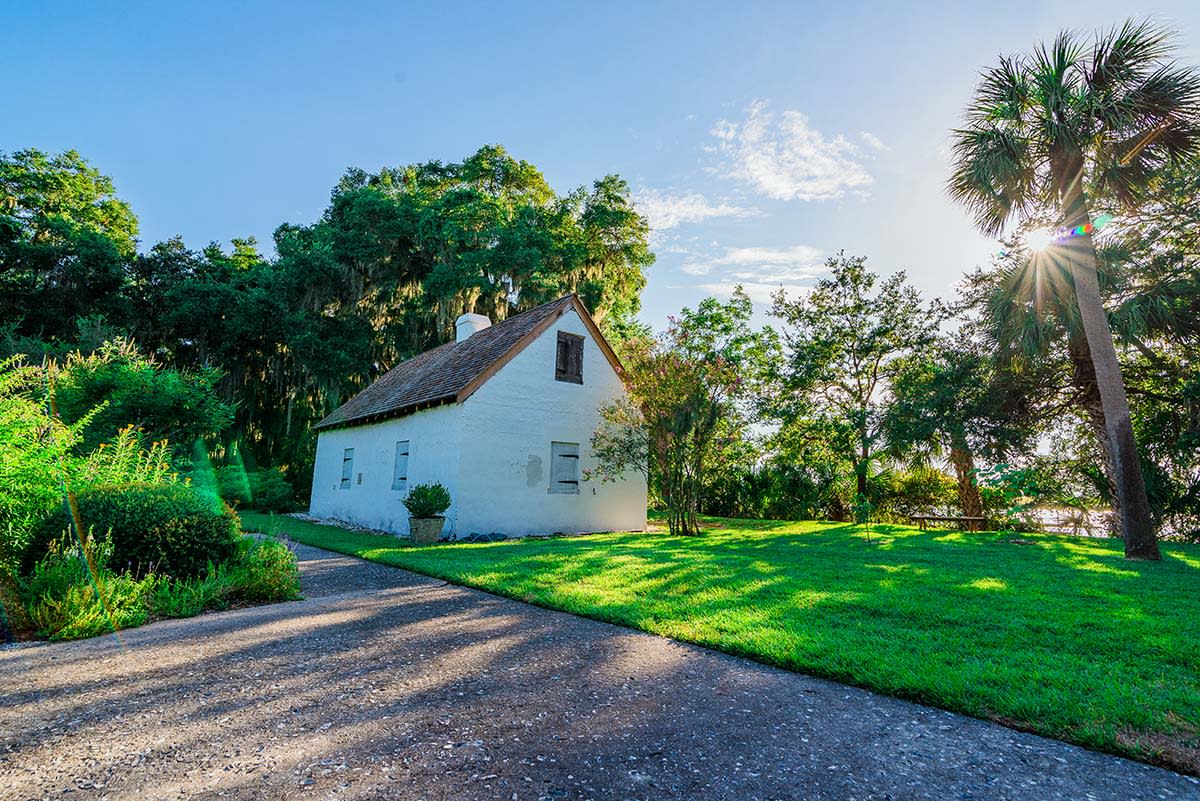 Cassina Garden Club Slave Cabins