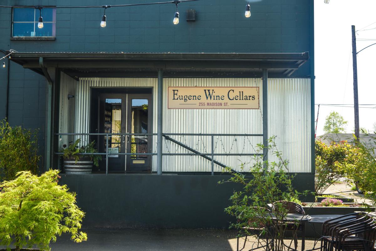 Eugene S Top Urban Wine Bars Eugene Cascades Oregon Coast