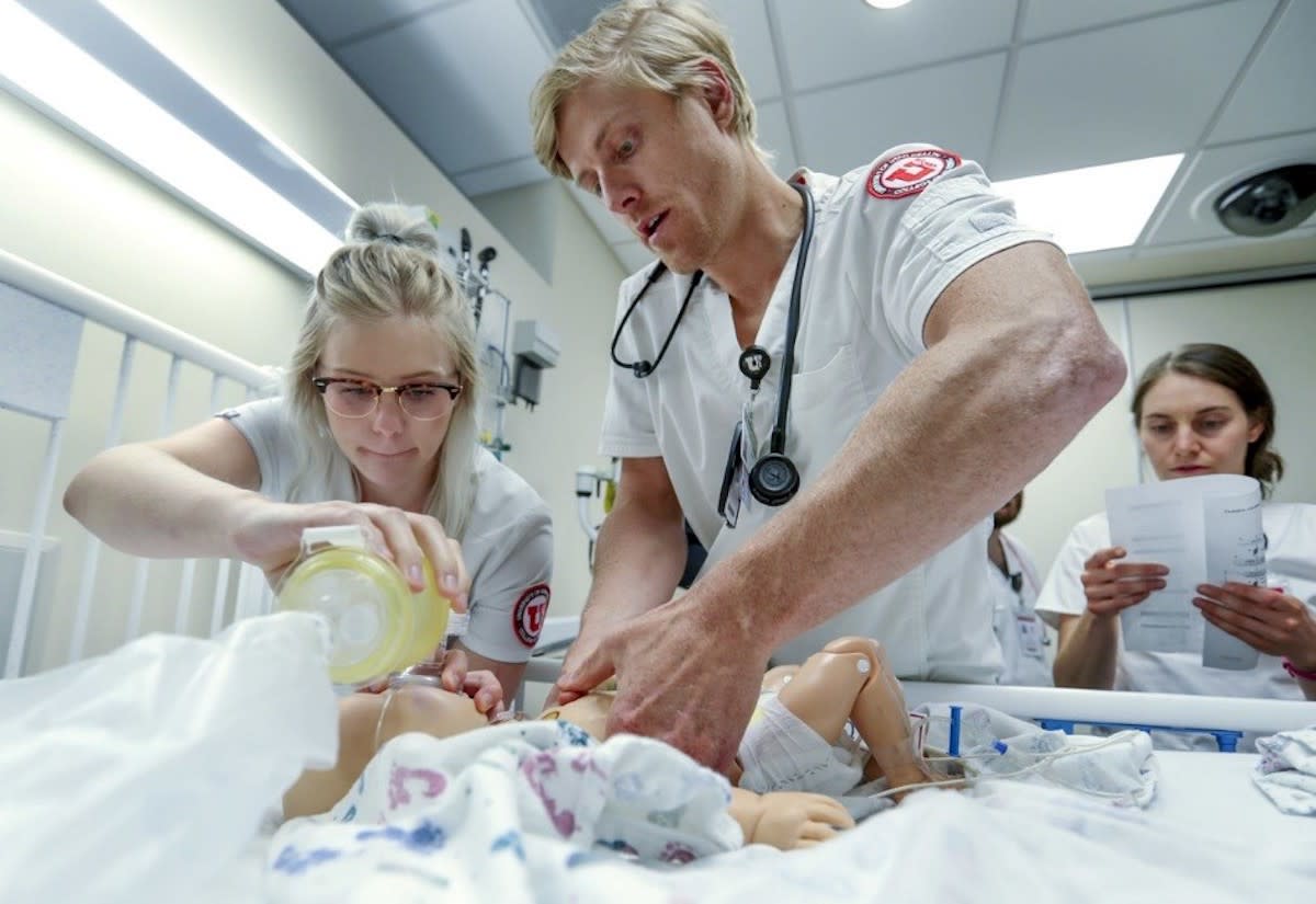 Students at the U of U Health - College of Nursing Simulation Center