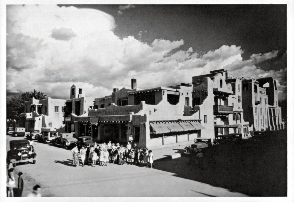 La Fonda on the Plaza circa 1920s