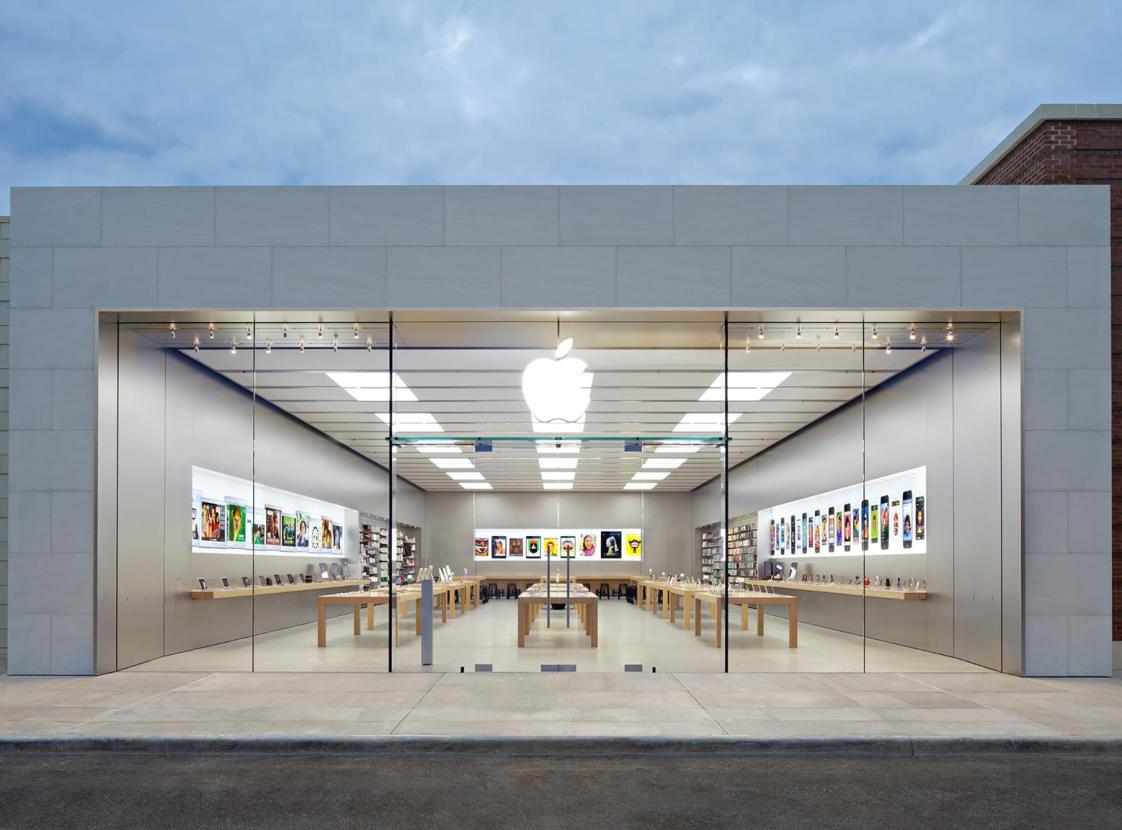APPLE STORE - POTOMAC TOWN CENTER