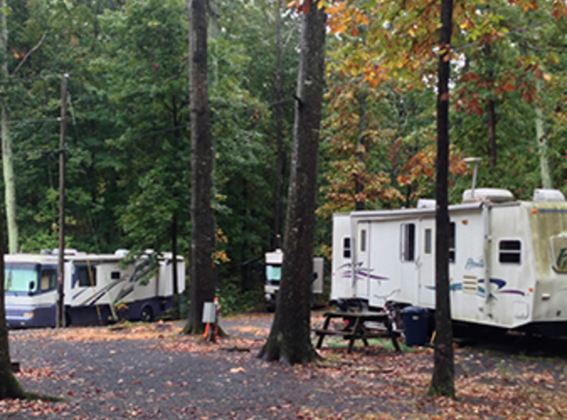 HILLWOOD CAMPING & RV PARK