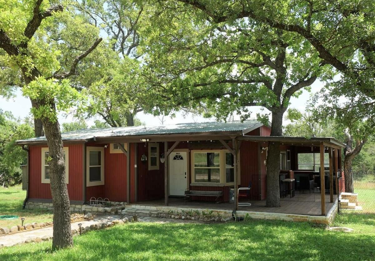 Brandi's Bluebonnet Bungalow