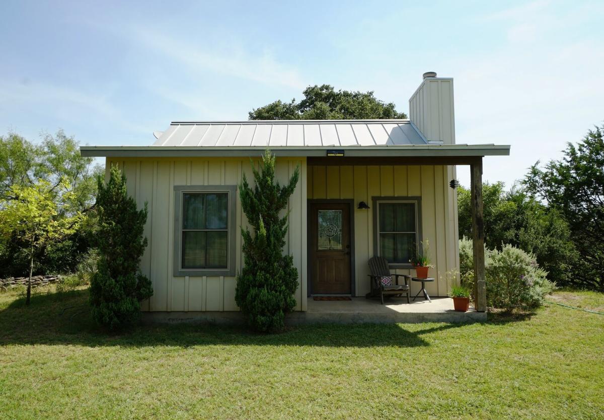 Cottage on Bear Creek Bluff