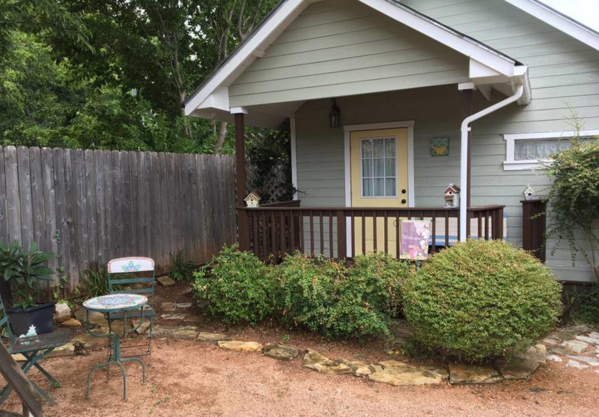 Cottage on Hale