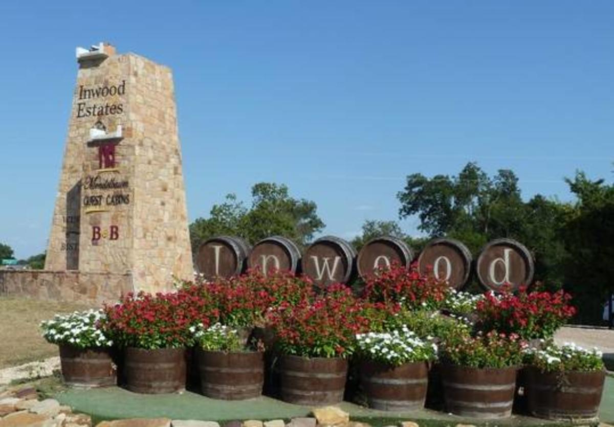 Inwood Estates Winery and Bistro