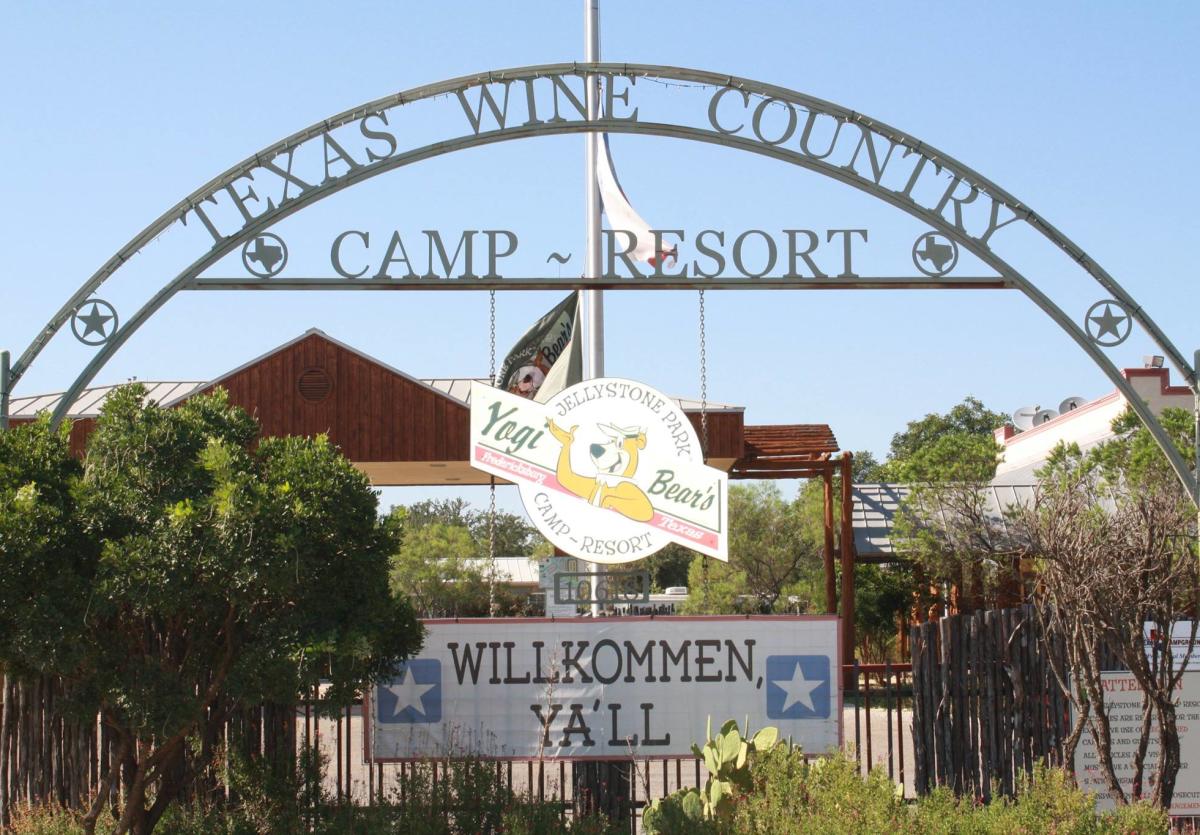 Jellystone Camp-Resort New