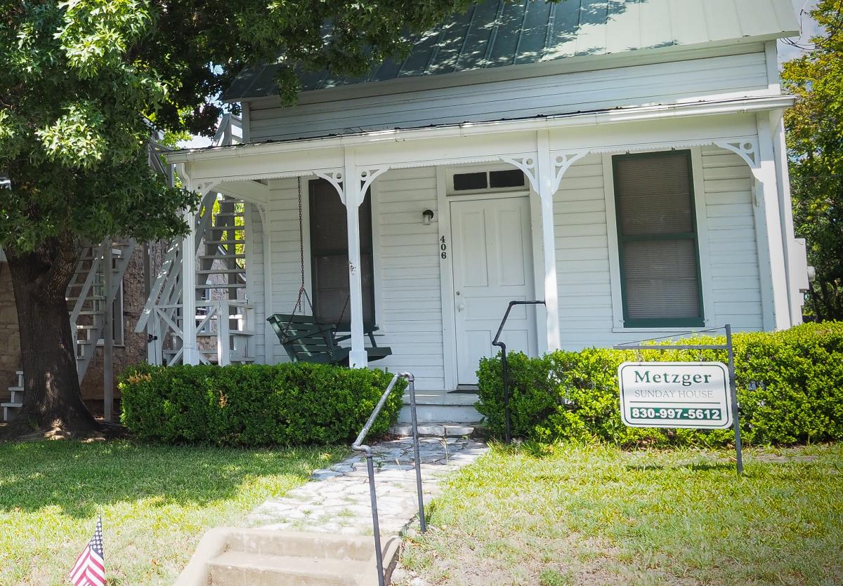 Metzger Sunday House