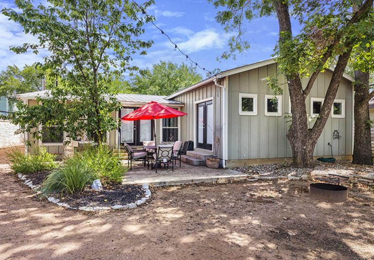 Red Door Bungalow New
