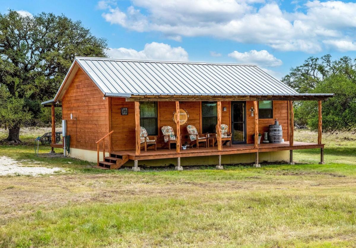 Serenity Cabin
