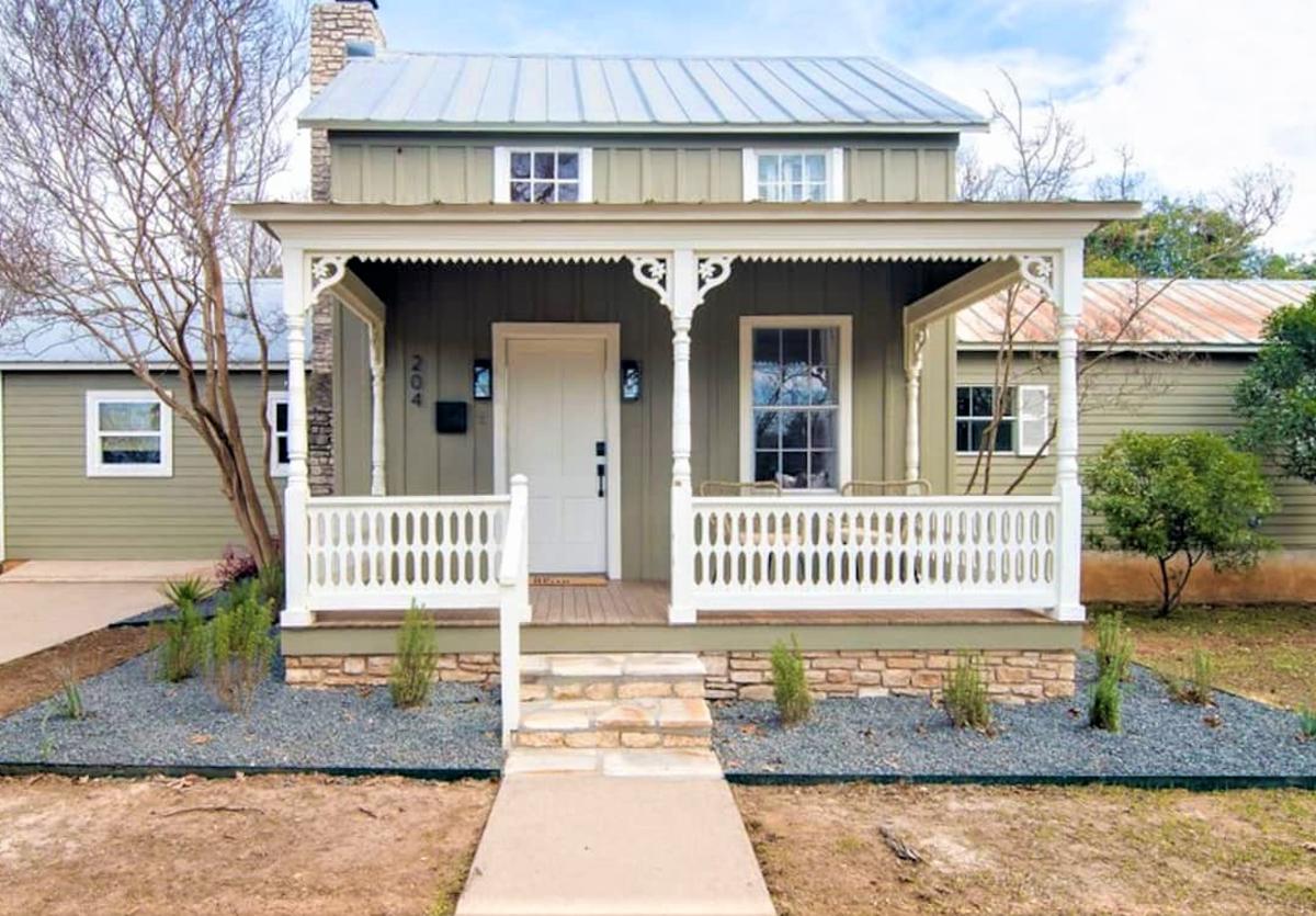 The Laurel Haus