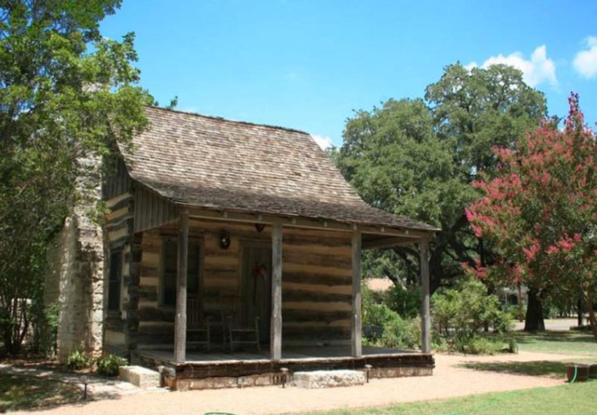 Town Creek Log Cabin 1