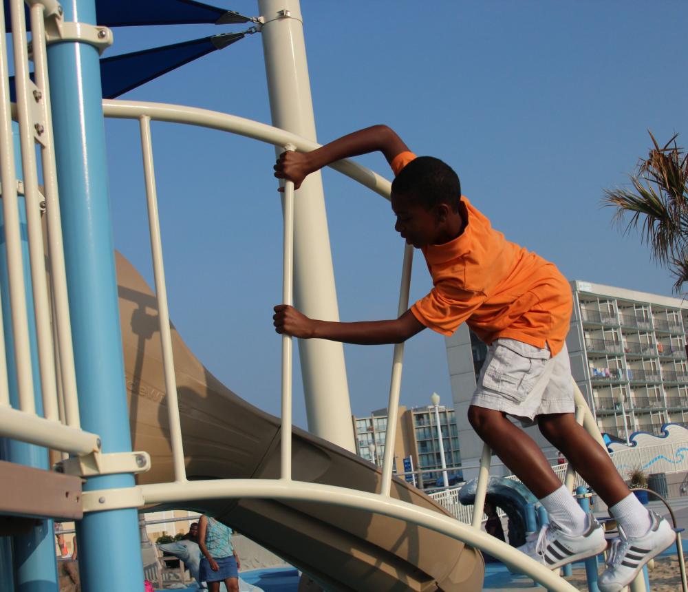 2011_-_Grommet_Island_3.jpg