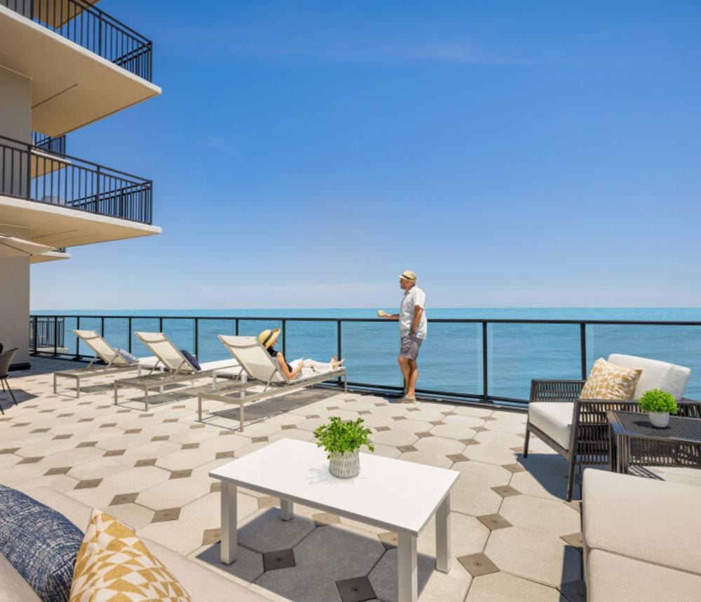 Oceanfront Two Queen Suite with Large Balcony