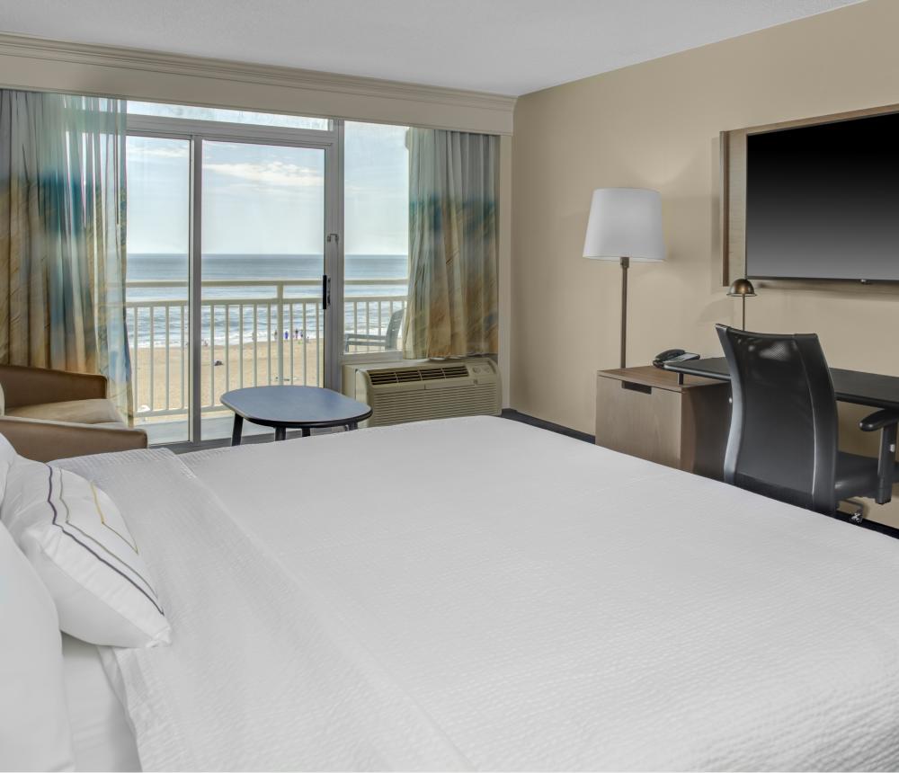 King Oceanfront with Flat screen TV