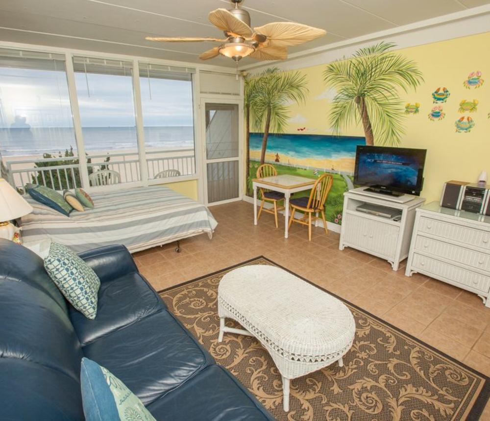 oceanfront, boardwalk, resort area, one room efficiency