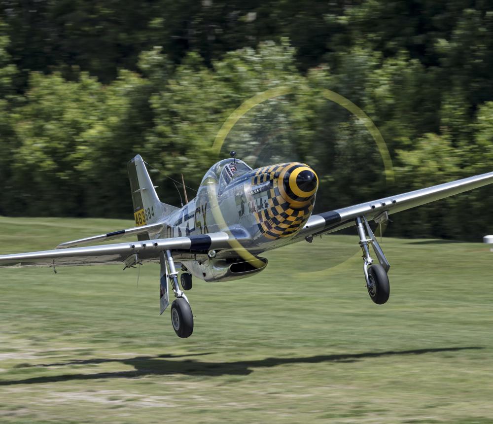 P-51 Mustang Landing