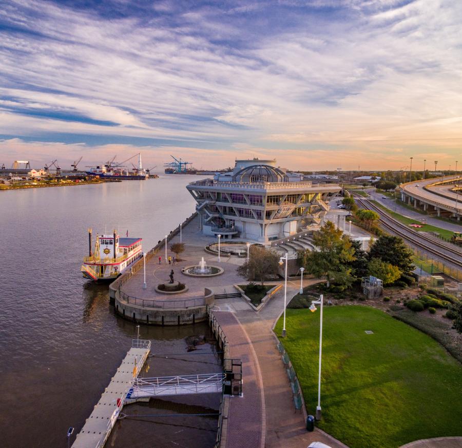 Perdido Queen at Cooper Riverside Park in Mobile, AL