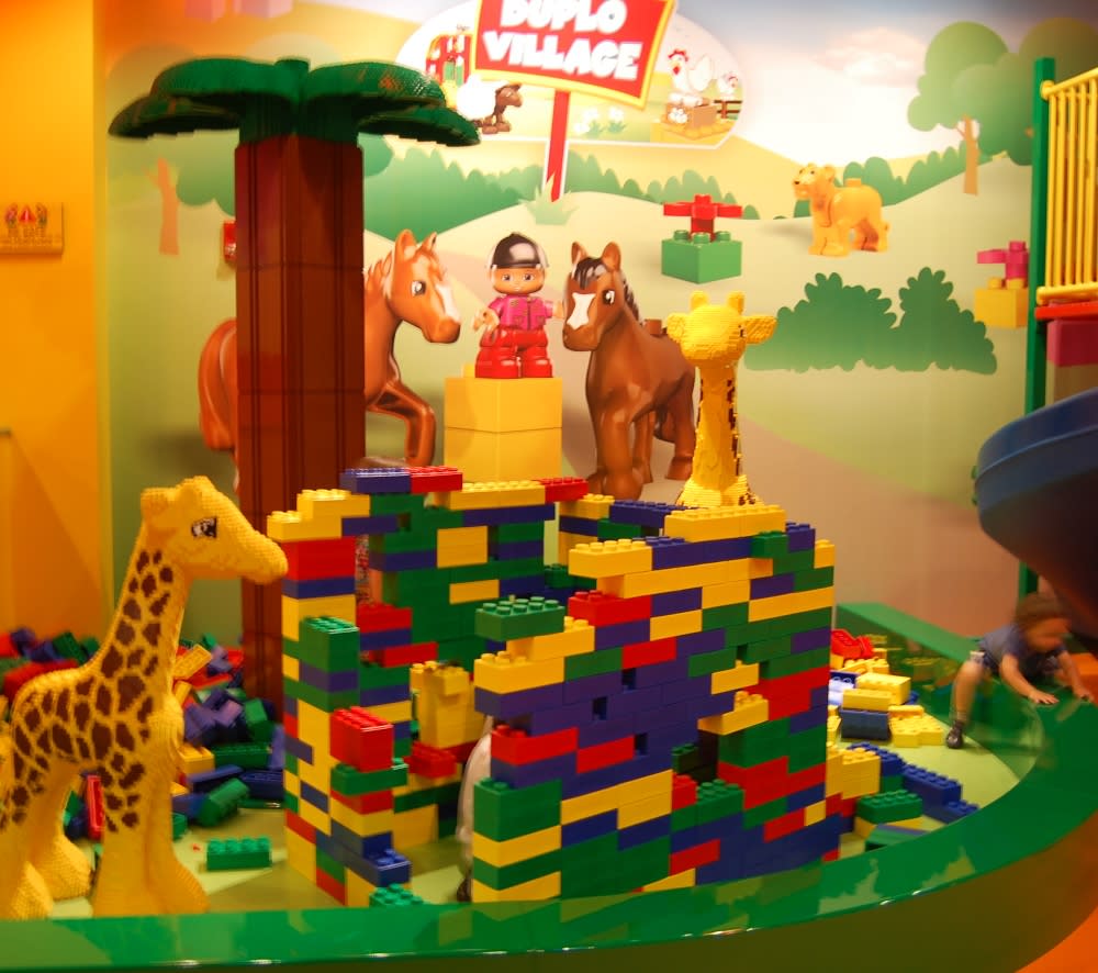 legoland discovery duplo village