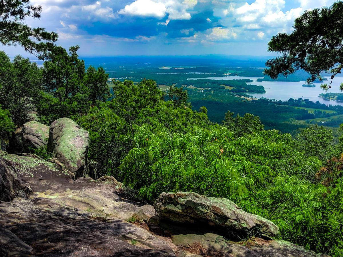 weiss lake from atop cherokee rock village