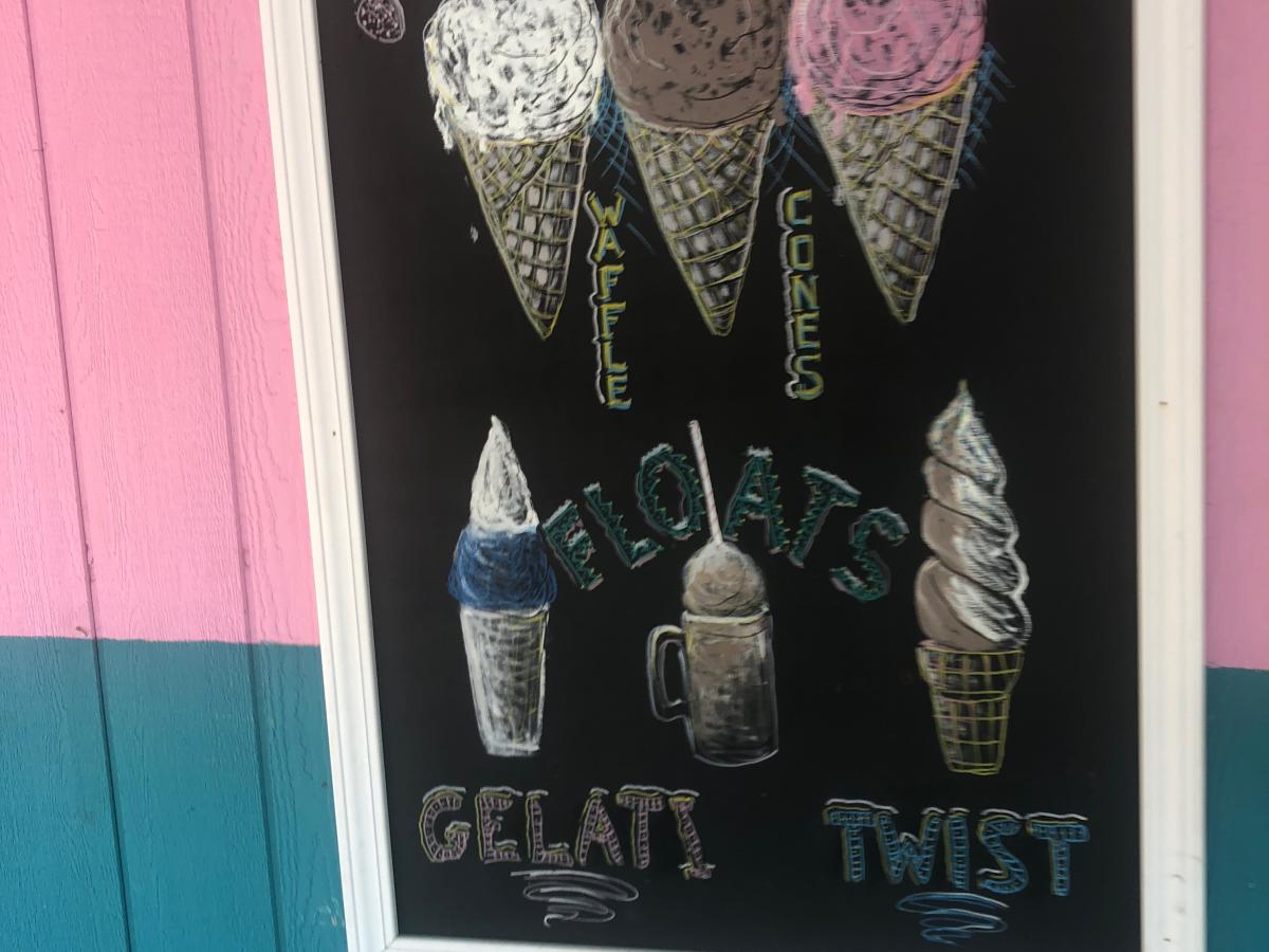 Where to Eat at the Elmwood Park Zoo