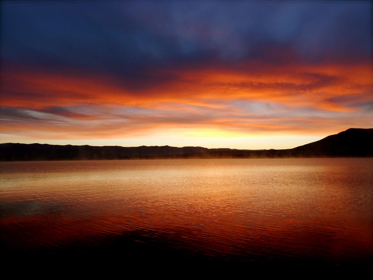 Yuba Lake at sunset in Utah