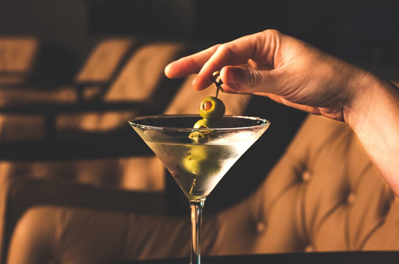 Image 8 - Martini