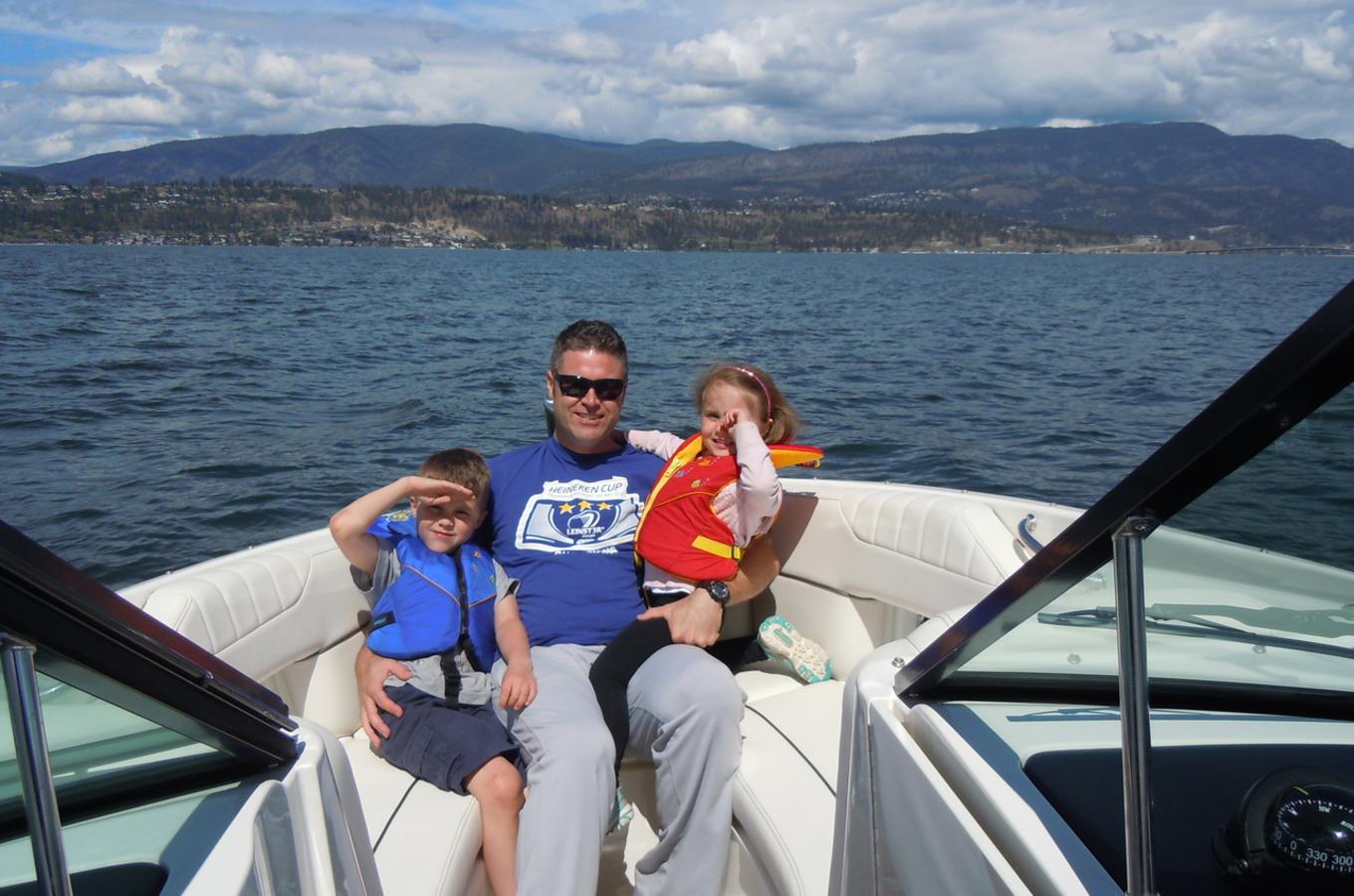 Kelowna Water Taxi Cruises Image