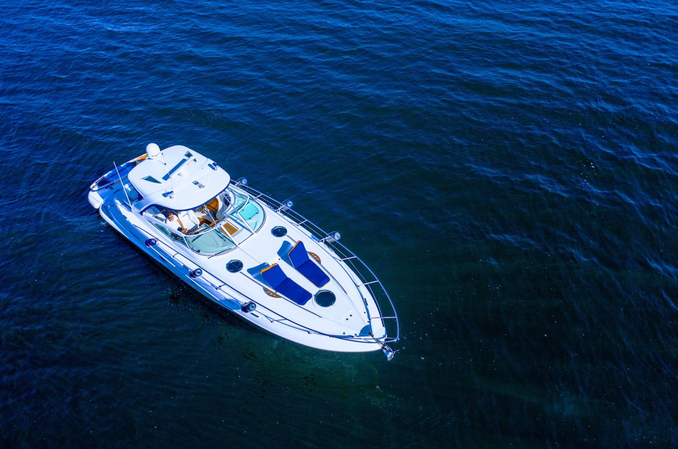 Luxury Boat Rental Kelowna