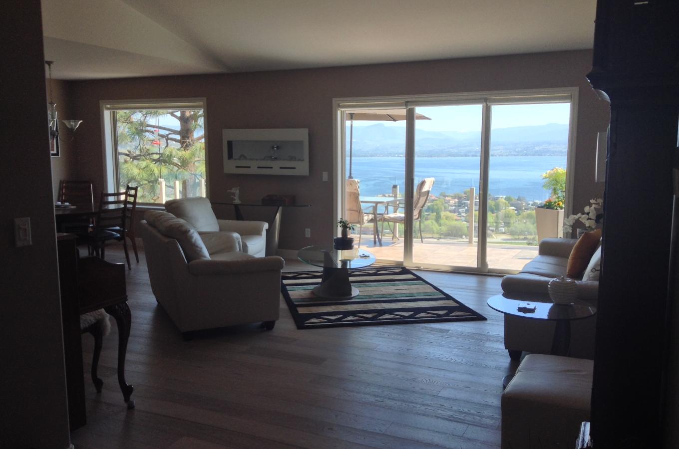 Our Guest Living Room with spectacular lake view.
