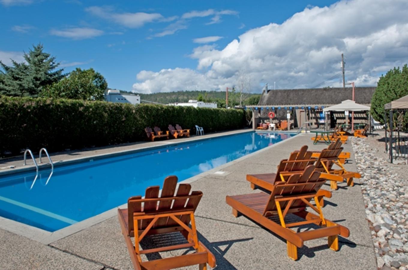Holiday Park seasonal lap pool