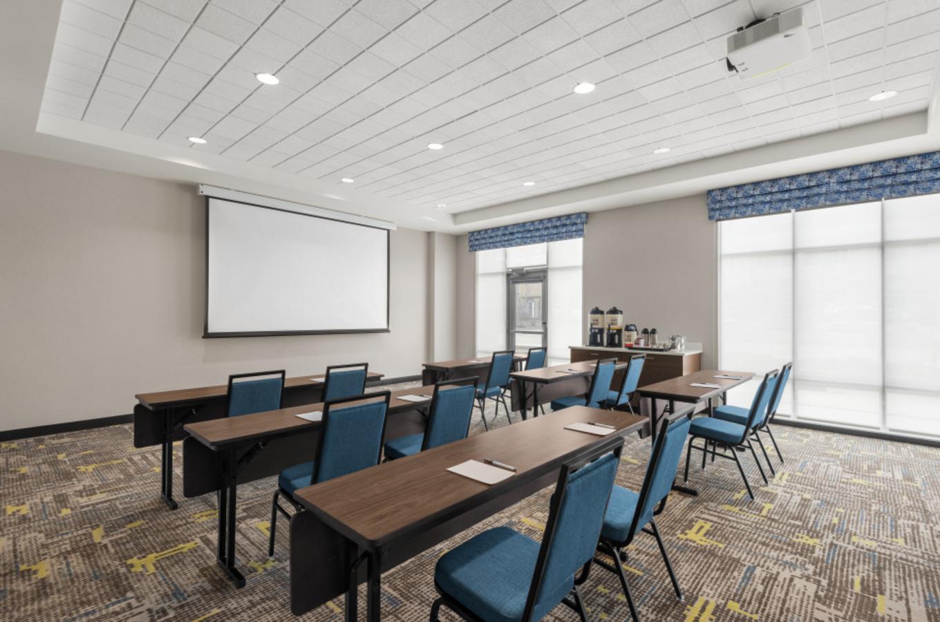 Hampton meeting space 1