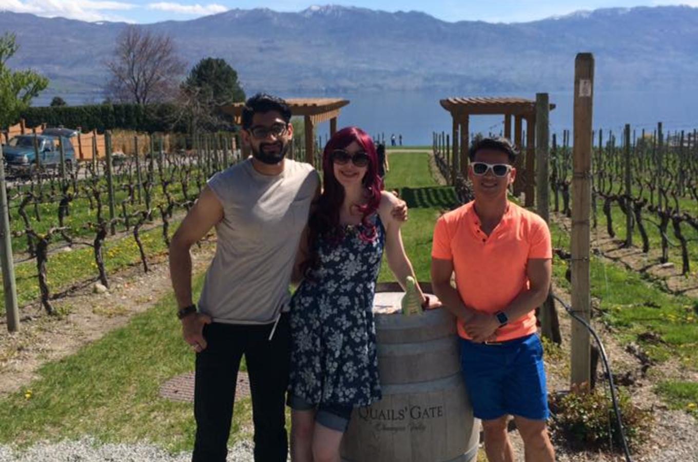 West Kelowna Gallery of Grapes Tour