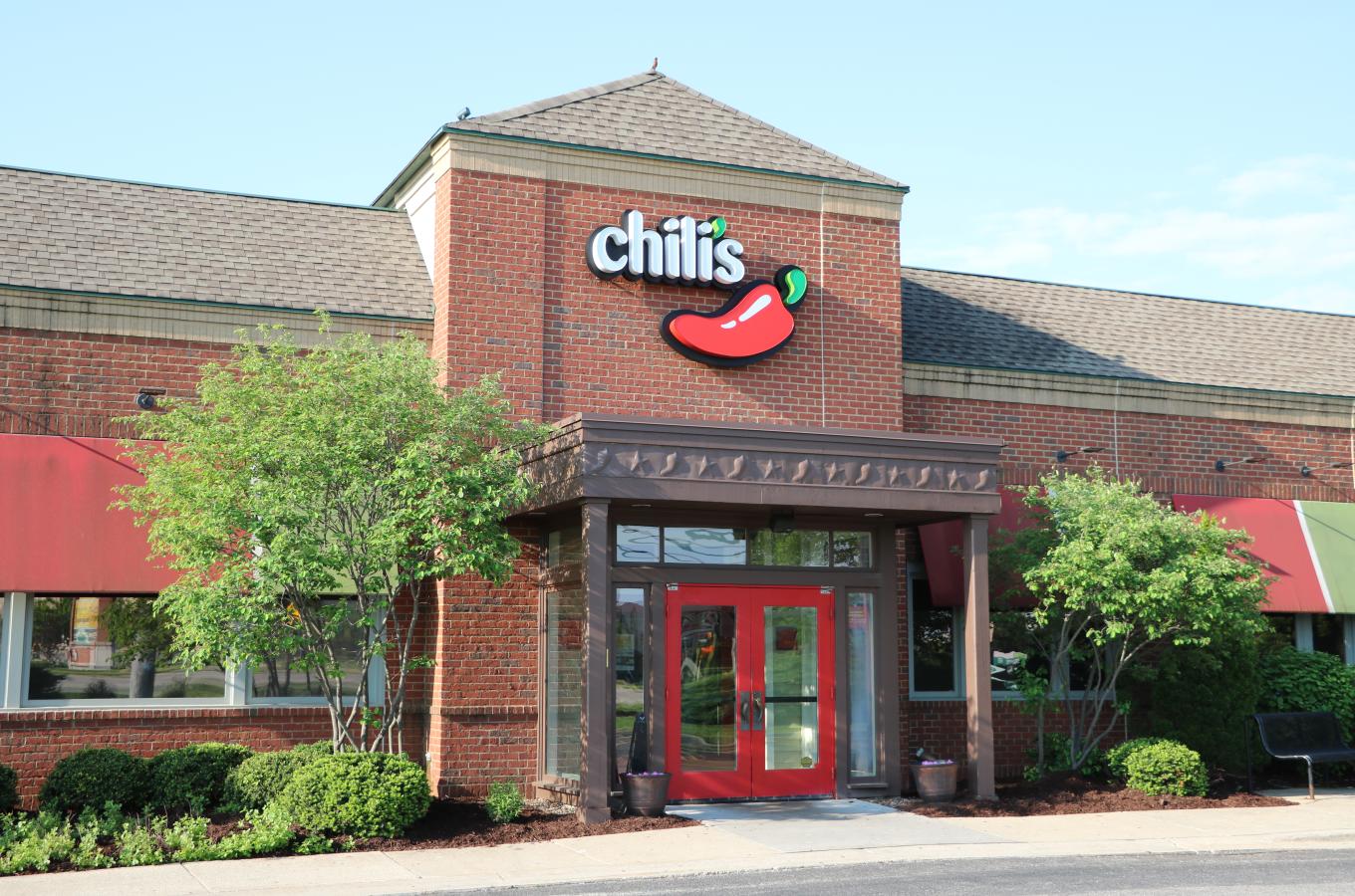 Chili's Grill & Bar - wide 3