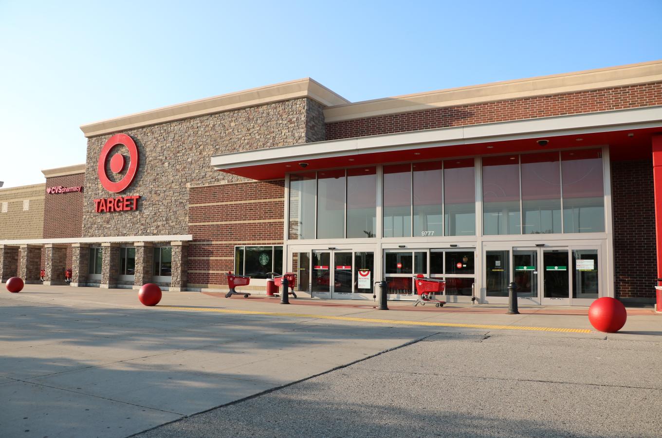 Target w CVS sign V Pic