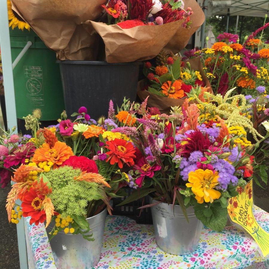 Birdhouse Farmers Market fresh flowers